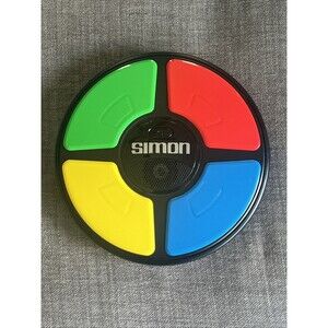 Milton Bradley Simon Game Working. Great Condition